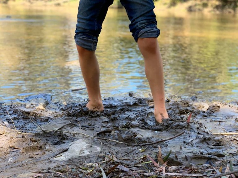 The benefits of muddy play! - Eco Explorers